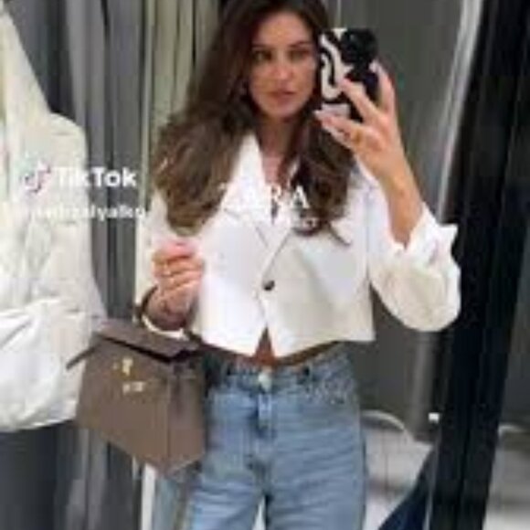 NWT ZARA BASIC CROP BLAZER ECRU - Picture 2 of 8